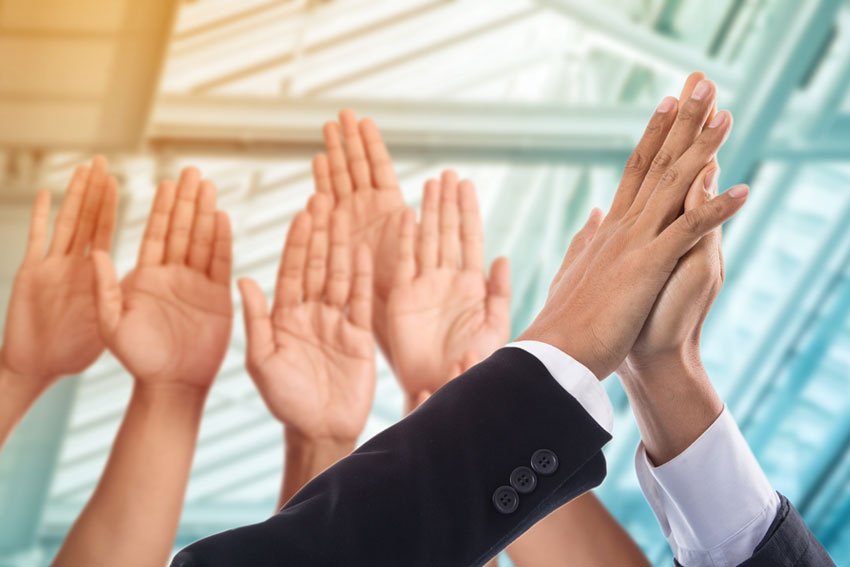 High-five-Situation, Ausschnitt der H&auml;nde